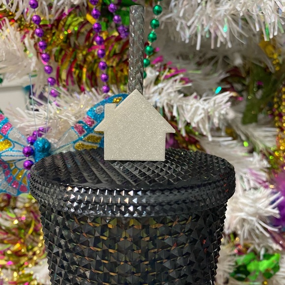 House Straw Topper - Picture 3 of 3